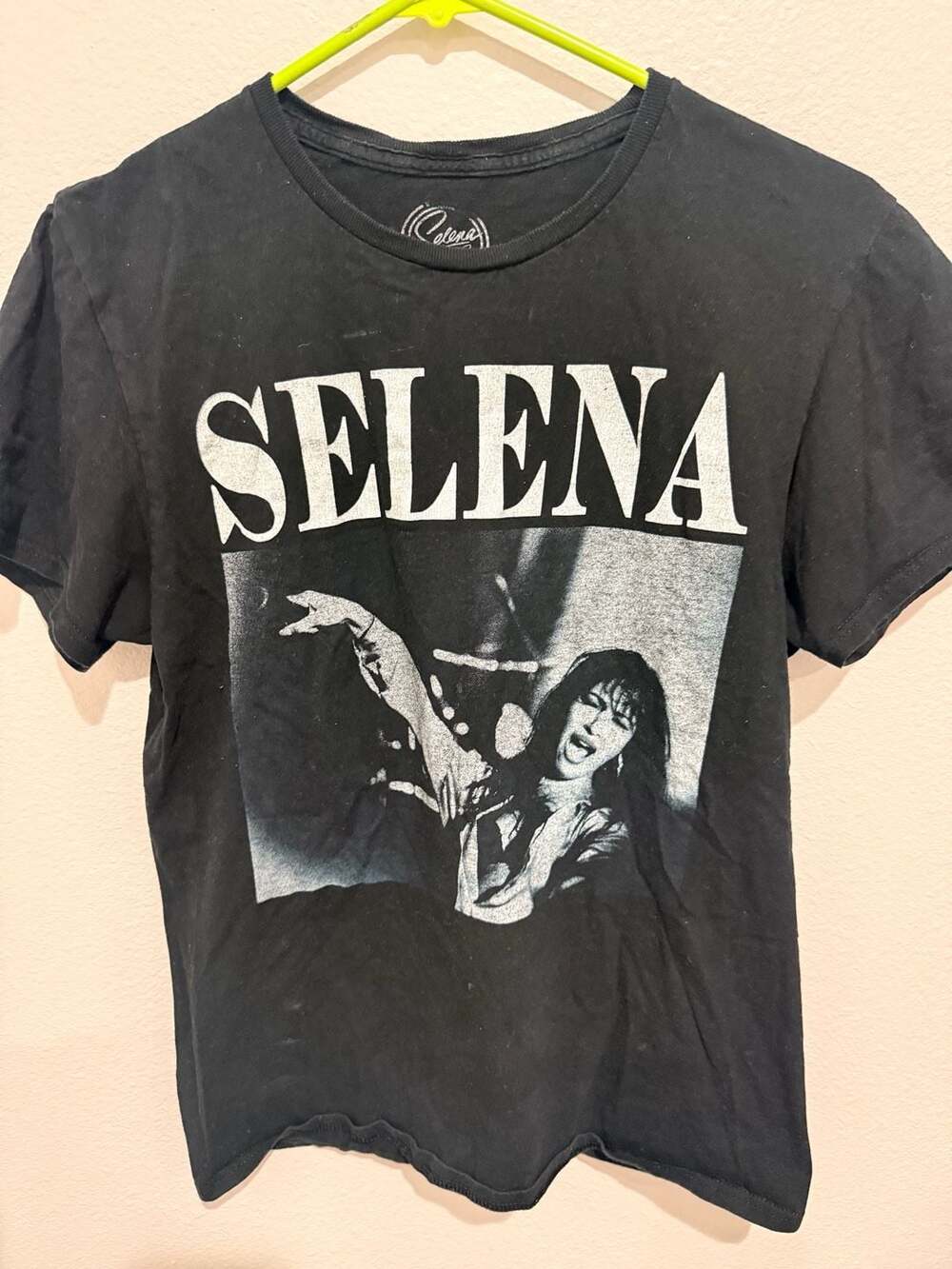 Selena Quintanilla Portrait Official Merchandise Black T-Shirt
